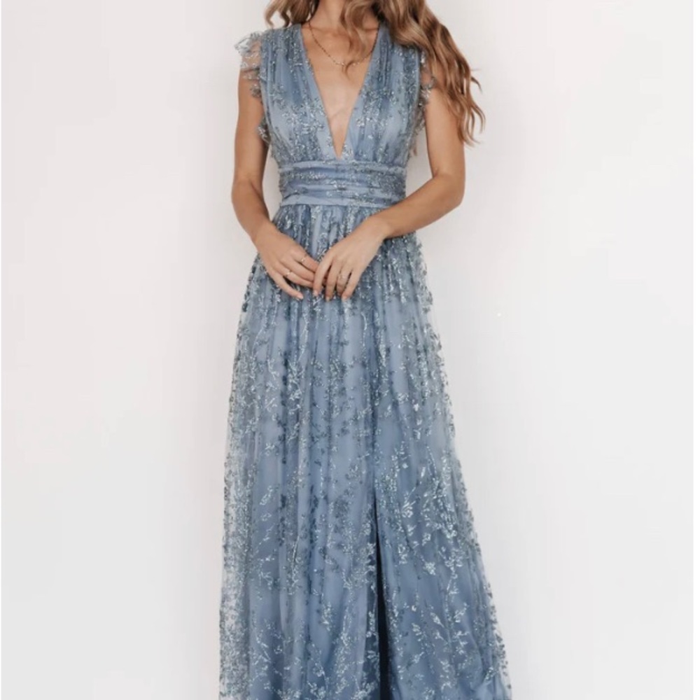 Baltic born, new with tags, never worn. Size M. Arlene Shimmer Gown